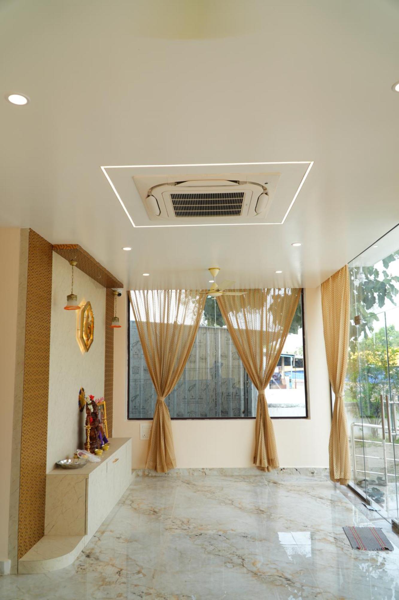 Uj Pallazzio - Business Class Luxury Hotel Tiruvannamalai Bagian luar foto